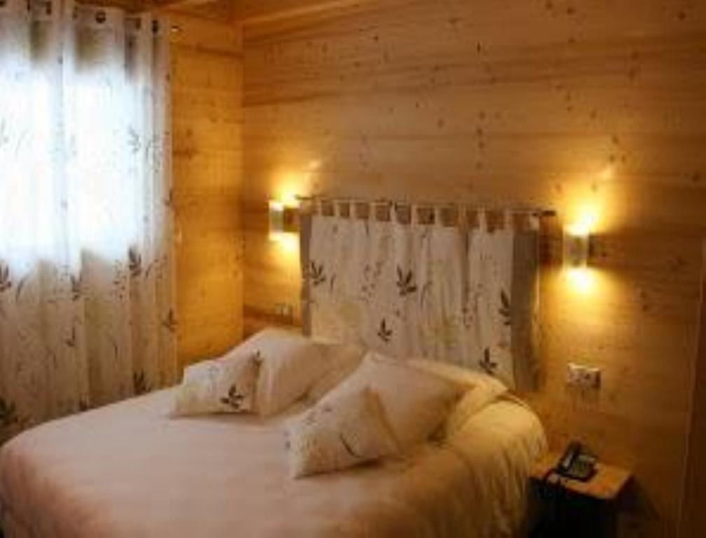 Les Chalets Des Chatelmines La Bresse Pokoj fotografie